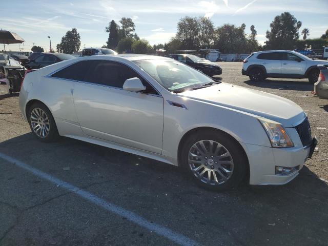 1G6DJ1ED6B0115854 - 2011 CADILLAC CTS PERFORMANCE COLLECTION WHITE photo 4