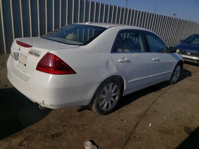 1HGCM66577A026415 - 2007 HONDA ACCORD EX WHITE photo 3