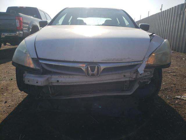 1HGCM66577A026415 - 2007 HONDA ACCORD EX WHITE photo 5