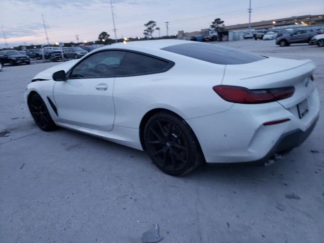 WBABC4C03NCG94904 - 2022 BMW M850XI WHITE photo 2