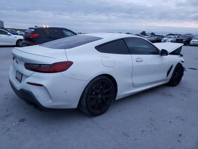 WBABC4C03NCG94904 - 2022 BMW M850XI WHITE photo 3