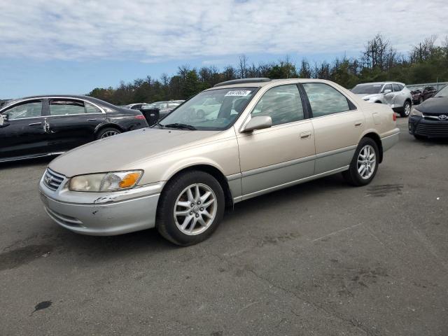 2001 TOYOTA CAMRY LE, 
