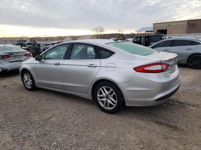 3FA6P0H71FR164895 - 2015 FORD FUSION SE SILVER photo 2