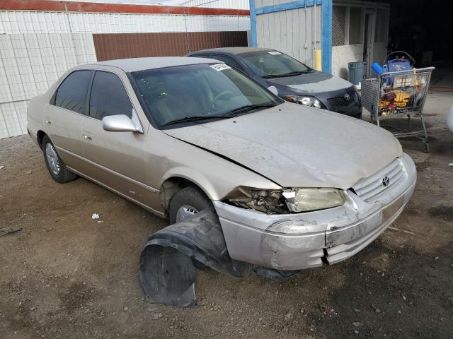 JT2BG22K7W0190024 - 1998 TOYOTA CAMRY CE TAN photo 4