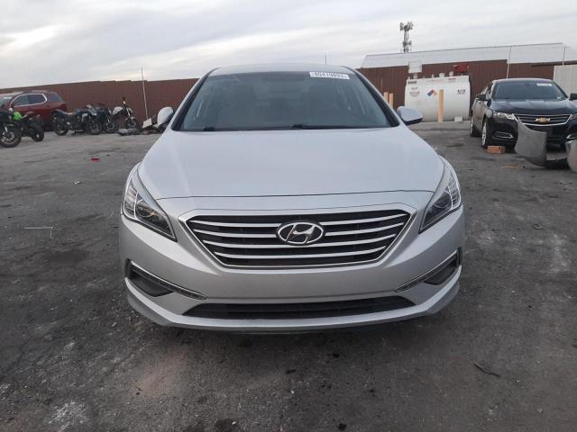 5NPE24AF1FH141164 - 2015 HYUNDAI SONATA SE SILVER photo 5