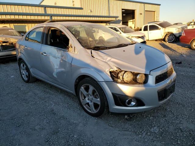 1G1JE5SB3F4121973 - 2015 CHEVROLET SONIC LTZ SILVER photo 4