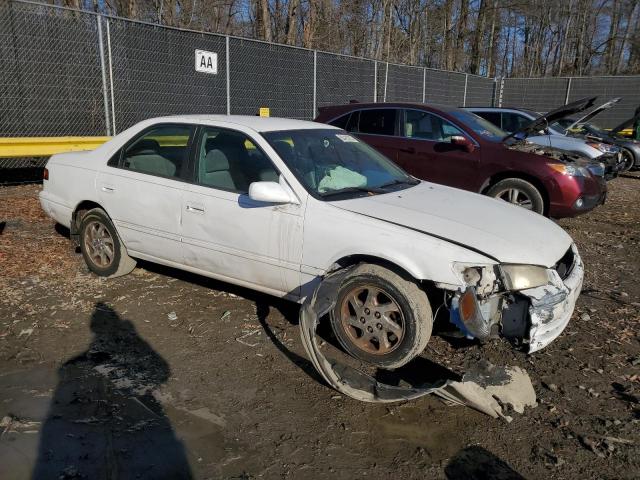 JT2BF22K5X0231464 - 1999 TOYOTA CAMRY LE WHITE photo 4