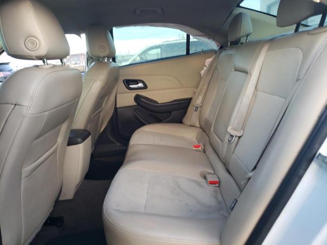 1G11C5SL6FF215963 - 2015 CHEVROLET MALIBU 1LT Biały zdjęcie 10