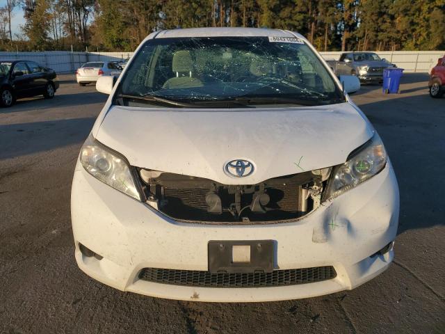 5TDKK3DC9FS548156 - 2015 TOYOTA SIENNA LE WHITE photo 5