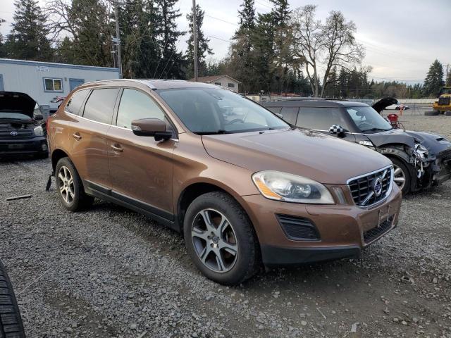 YV4902DZ1B2149873 - 2011 VOLVO XC60 T6 BROWN photo 4