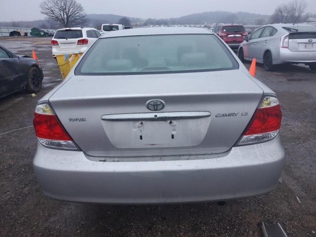 4T1BE32KX5U556533 - 2005 TOYOTA CAMRY LE SILVER photo 6