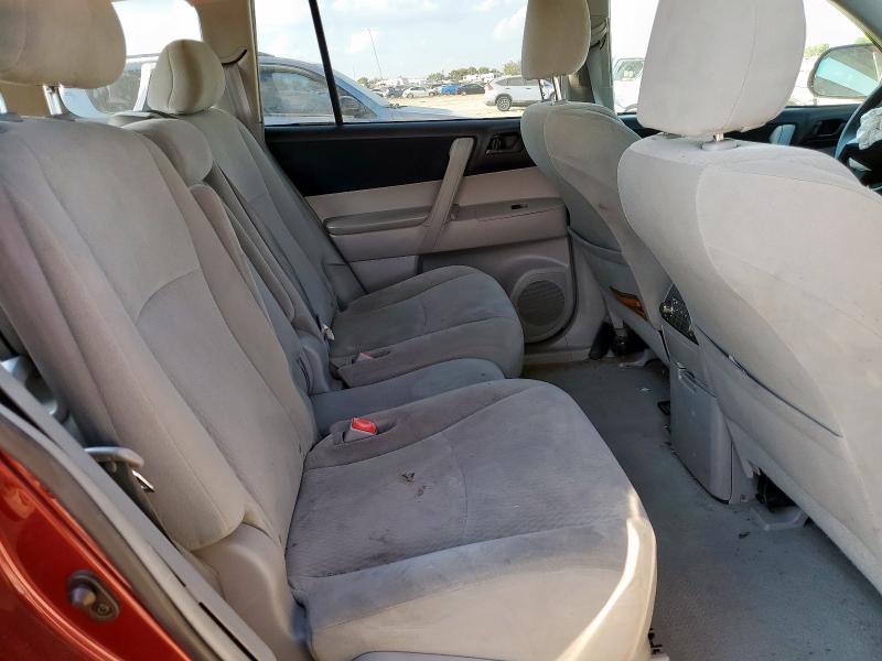 5TDZA3EHXAS003622 - 2010 TOYOTA HIGHLANDER RED photo 10