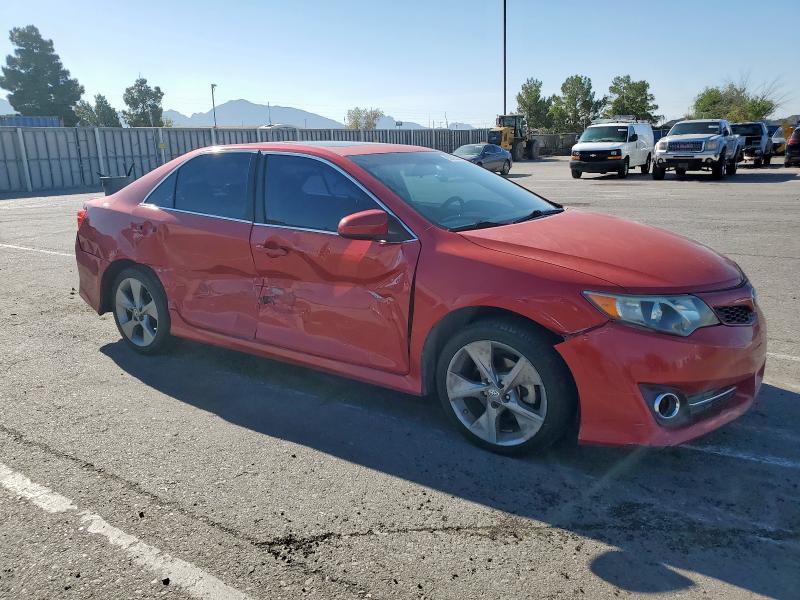 4T1BF1FK9CU630484 - 2012 TOYOTA CAMRY BASE 红色 照片 4