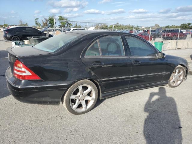 WDBRF52H67F908559 - 2007 MERCEDES-BENZ C 230 BLACK photo 3