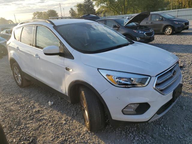 1FMCU9GD3JUA77935 - 2018 FORD ESCAPE SE თეთრი ფოტო 4