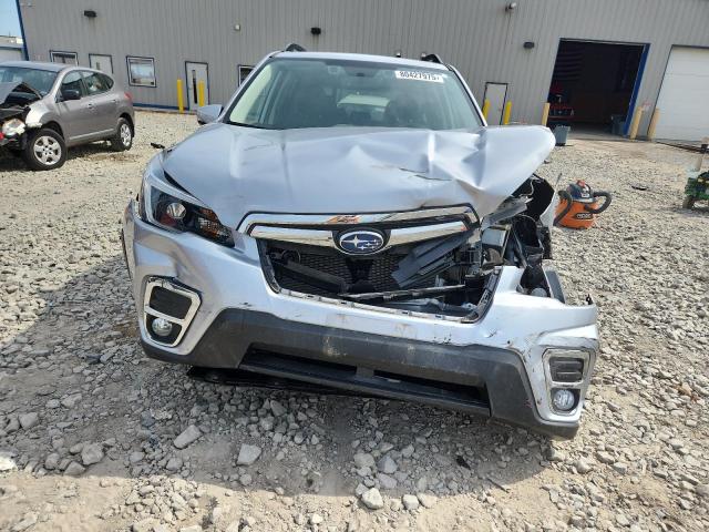 JF2SKASC0MH489167 - 2021 SUBARU FORESTER LIMITED SILVER photo 5