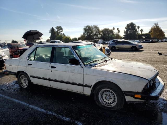 WBADC7407G0963352 - 1986 BMW 535 I WHITE photo 4