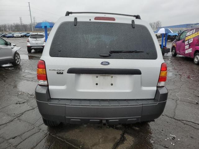 1FMYU931X5KA76073 - 2005 FORD ESCAPE XLT SILVER photo 6