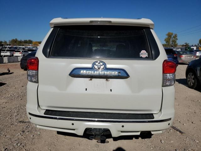 JTEBU5JR1D5131224 - 2013 TOYOTA 4RUNNER SR5 WHITE photo 6