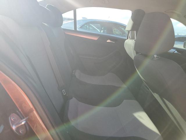 3VW2B7AJ7HM323809 - 2017 VOLKSWAGEN JETTA S BROWN photo 10