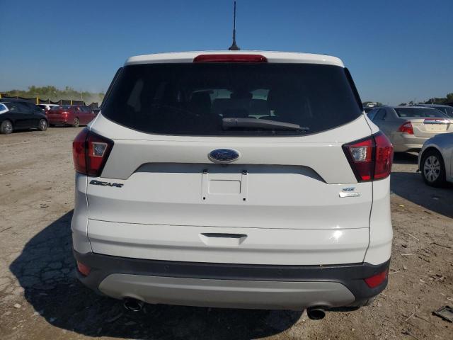1FMCU0GDXKUB11317 - 2019 FORD ESCAPE SE WHITE photo 6