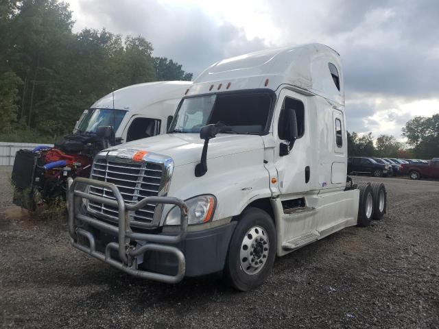 3AKJGLBG3ESFW0127 - 2014 FREIGHTLINER CASCADIA 1 WHITE photo 9