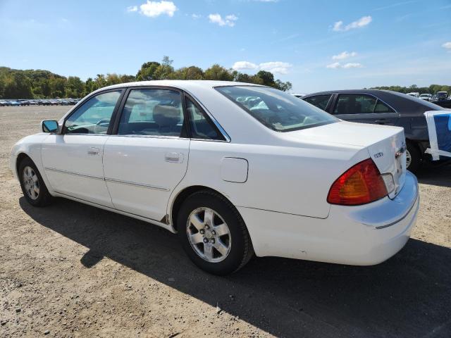 4T1BF28B0YU079226 - 2000 TOYOTA AVALON XL WHITE photo 2