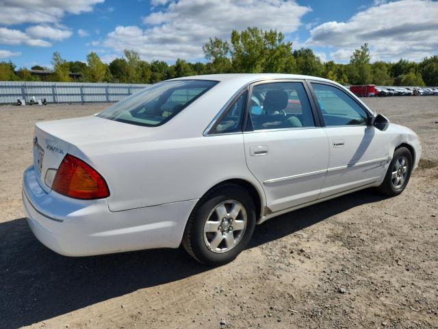 4T1BF28B0YU079226 - 2000 TOYOTA AVALON XL WHITE photo 3