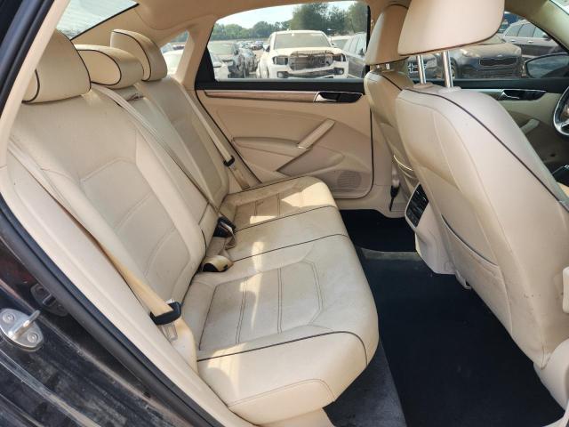 1VWBA7A39JC010899 - 2018 VOLKSWAGEN PASSAT SE შავი ფოტო 10