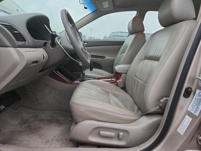 4T1BE32K62U083970 - 2002 TOYOTA CAMRY LE GOLD photo 7