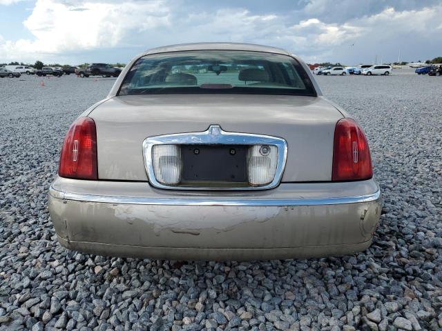 1LNHM82W2YY928344 - 2000 LINCOLN TOWN CAR SIGNATURE Բեժ լուսանկար 6