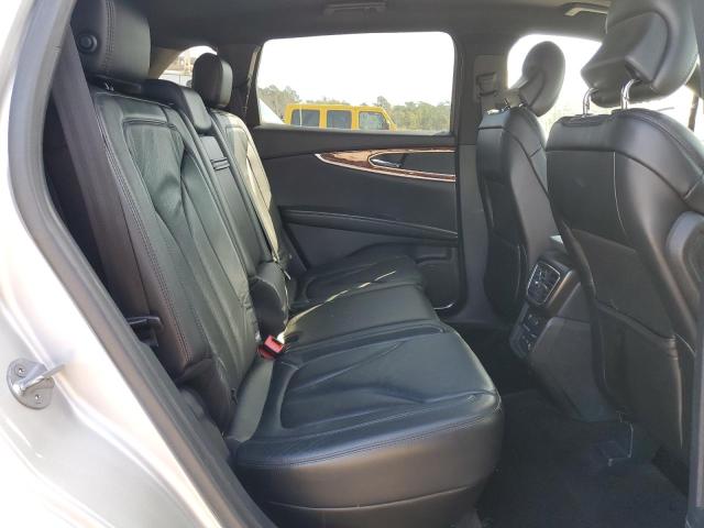 2LMTJ8LR5GBL51045 - 2016 LINCOLN MKX RESERVE SILVER photo 11