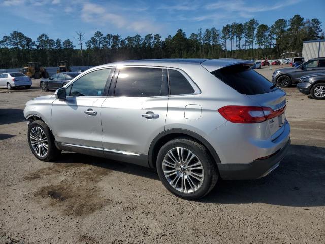 2LMTJ8LR5GBL51045 - 2016 LINCOLN MKX RESERVE SILVER photo 2