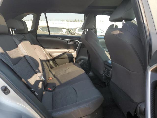 2T34WRFV8NW147113 - 2022 TOYOTA RAV4 SE SILVER photo 11