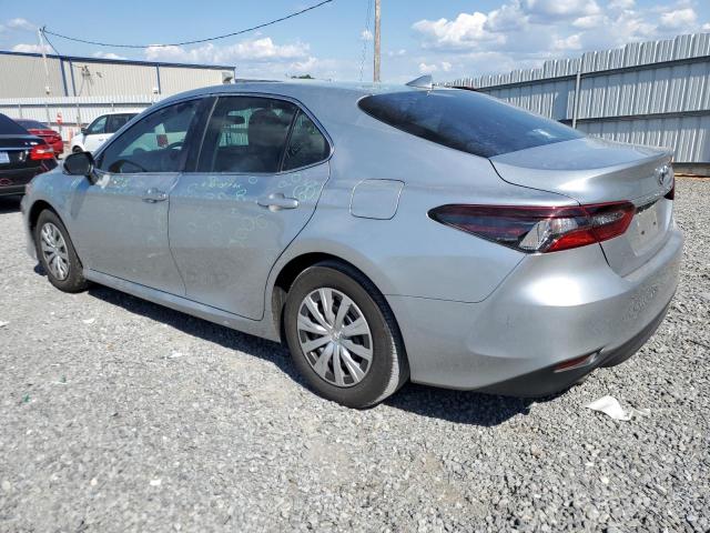 4T1C31AK8PU606851 - 2023 TOYOTA CAMRY LE SILVER photo 2