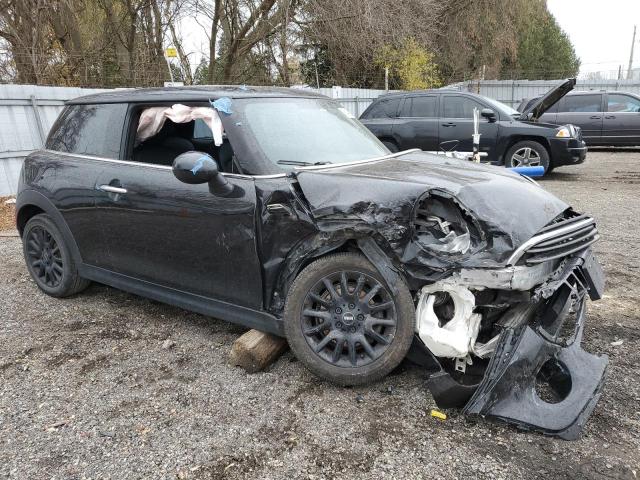 WMWXP5C56J2G61987 - 2018 MINI COOPER BLACK photo 4