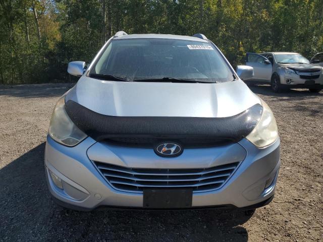 KM8JU3AC4BU175524 - 2011 HYUNDAI TUCSON GLS SILVER photo 5