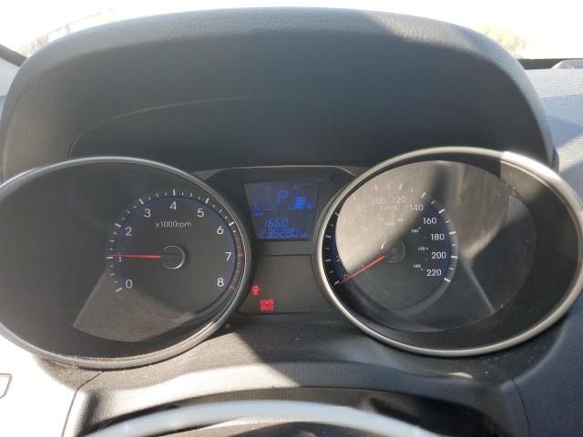 KM8JU3AC4BU175524 - 2011 HYUNDAI TUCSON GLS SILVER photo 9