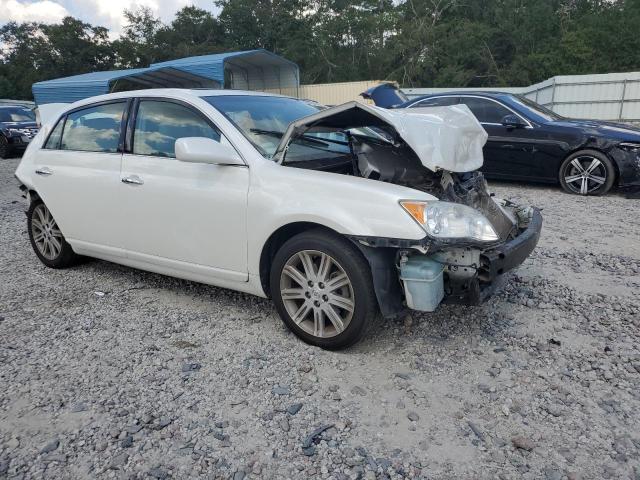 4T1BK3DB8AU364608 - 2010 TOYOTA AVALON XL WHITE photo 4