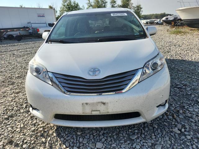 5TDYK3DC5FS571752 - 2015 TOYOTA SIENNA XLE WHITE photo 5
