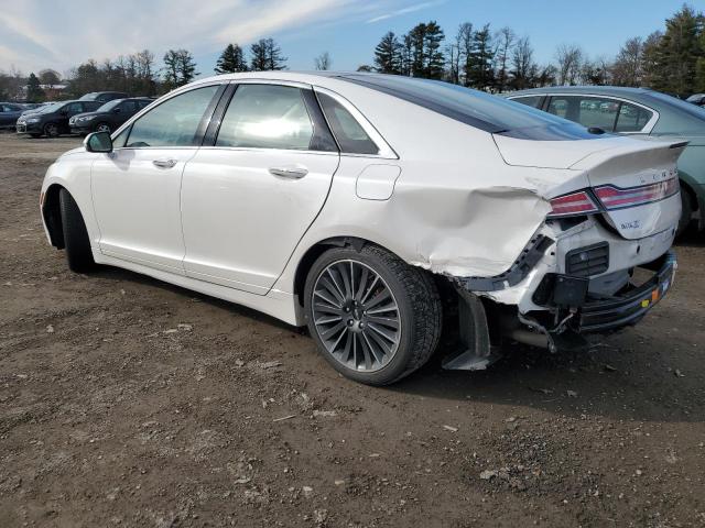 3LN6L2JK0FR600096 - 2015 LINCOLN MKZ WHITE photo 2