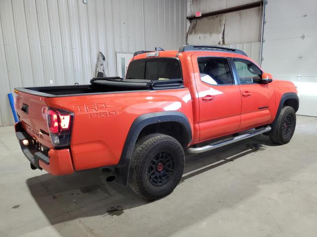 3TYCZ5AN7PT157966 - 2023 TOYOTA TACOMA DOUBLE CAB ORANGE photo 3