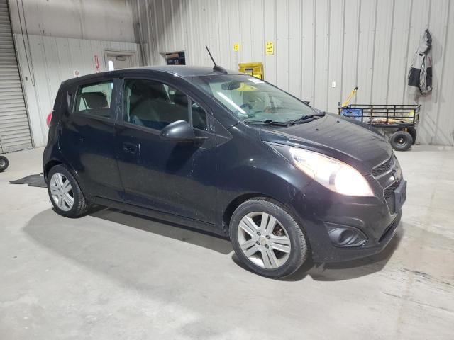 KL8CD6S95FC788919 - 2015 CHEVROLET SPARK 1LT BLACK photo 4