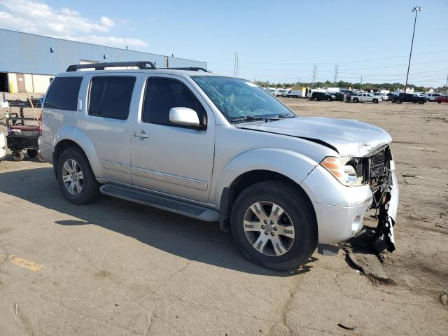 5N1AR1NB6BC622738 - 2011 NISSAN PATHFINDER S 银色 照片 4