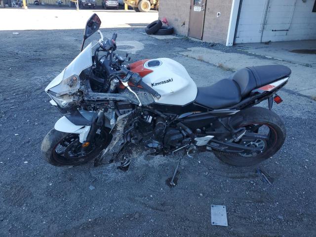 ML5EXER10PDA90275 - 2023 KAWASAKI EX650 R TWO TONE photo 3