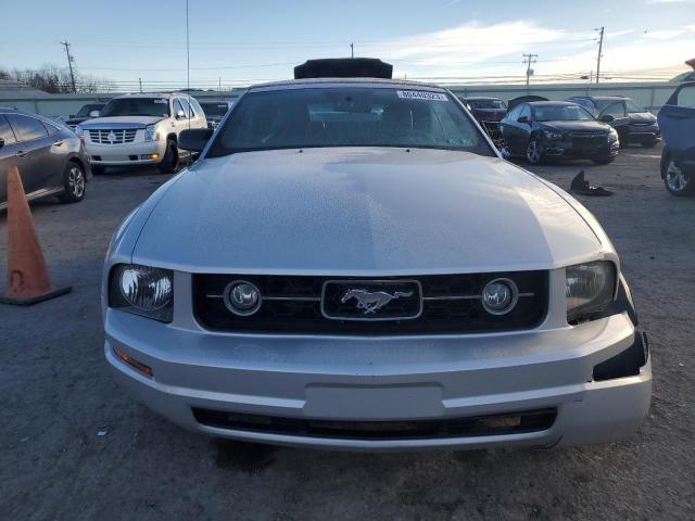 1ZVHT84N075196689 - 2007 FORD MUSTANG SILVER photo 5