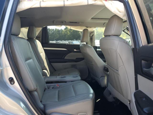 5TDJZRFH0JS497562 - 2018 TOYOTA HIGHLANDER SE ნაცრისფერი ფოტო 11