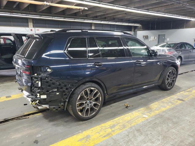 5UX33EM09R9U78808 - 2024 BMW X7 M60I BLUE photo 3