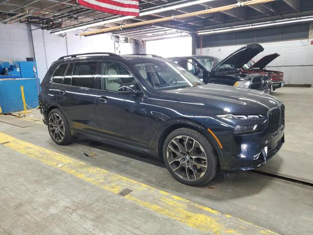 5UX33EM09R9U78808 - 2024 BMW X7 M60I BLUE photo 4
