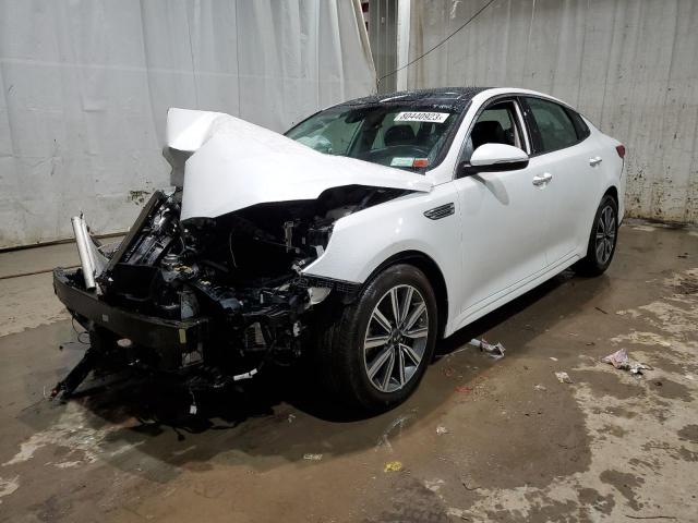 5XXGU4L16LG411033 - 2020 KIA OPTIMA EX WHITE photo 1